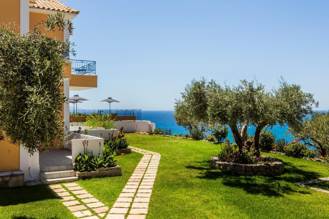 Afrato Village Sea View Apartments 特拉佩扎奇 外观 照片