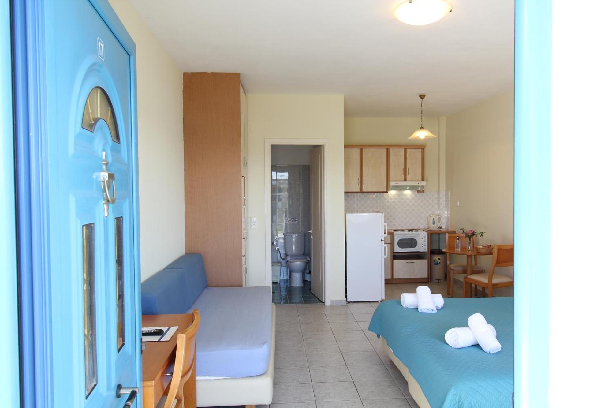 Afrato Village Sea View Apartments 特拉佩扎奇 外观 照片