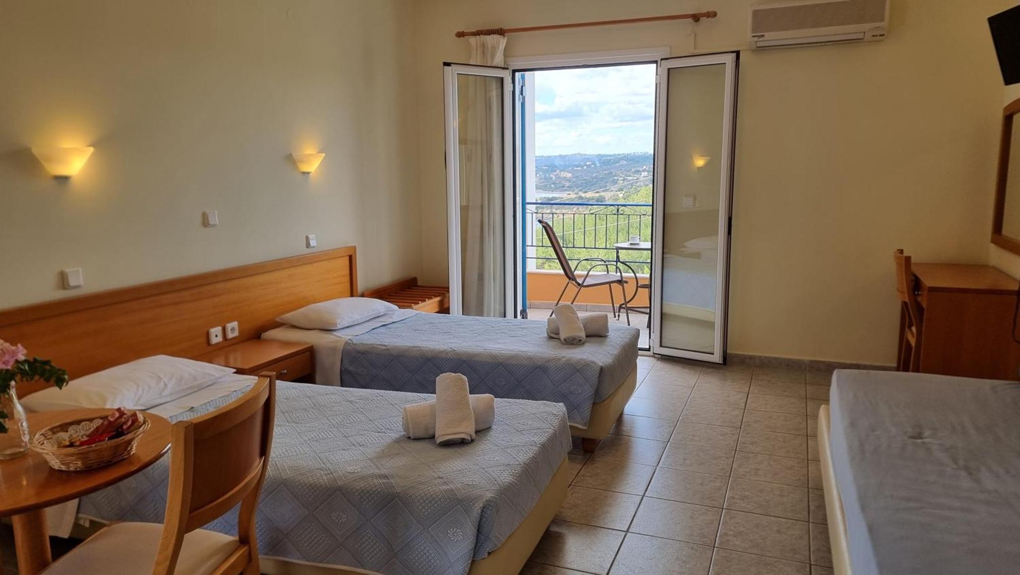 Afrato Village Sea View Apartments 特拉佩扎奇 外观 照片