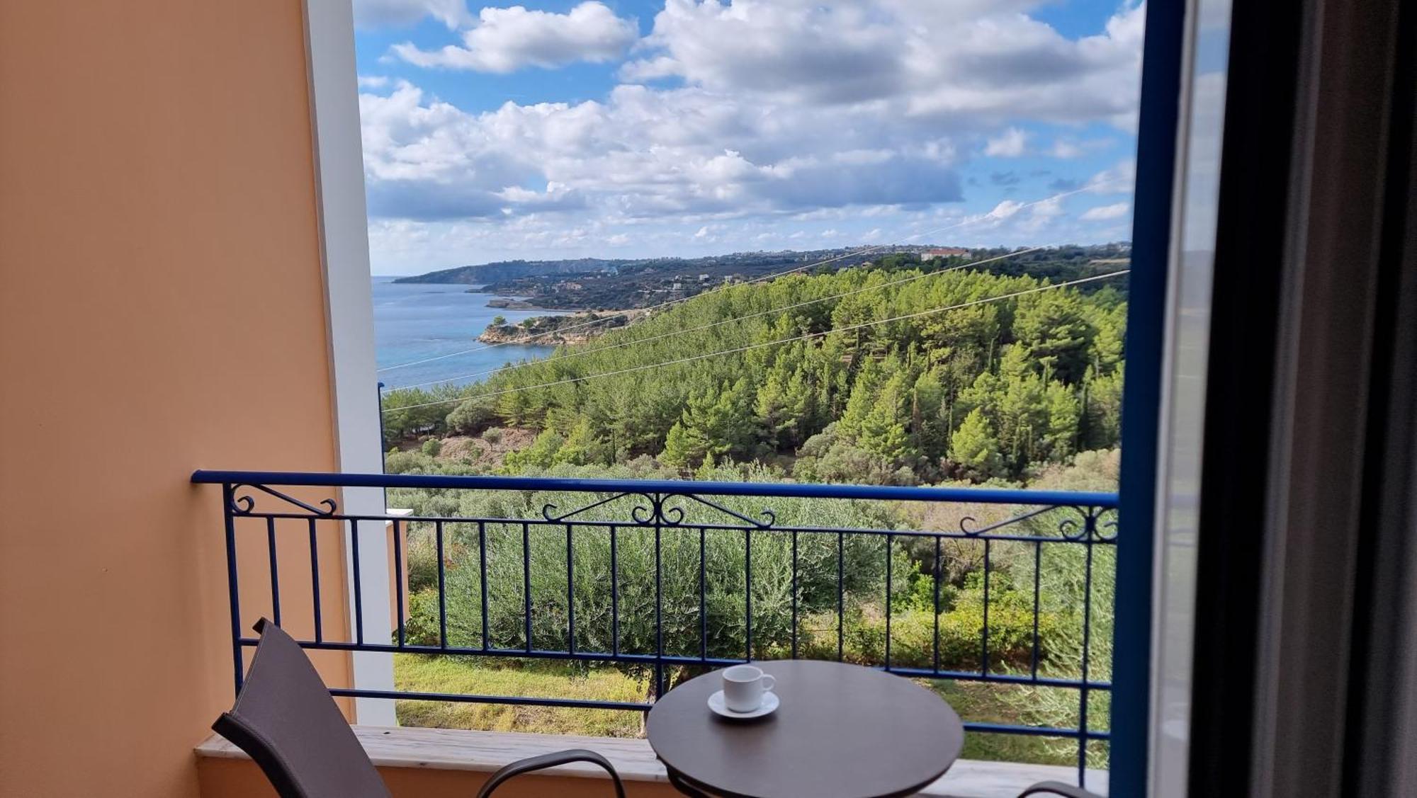 Afrato Village Sea View Apartments 特拉佩扎奇 外观 照片