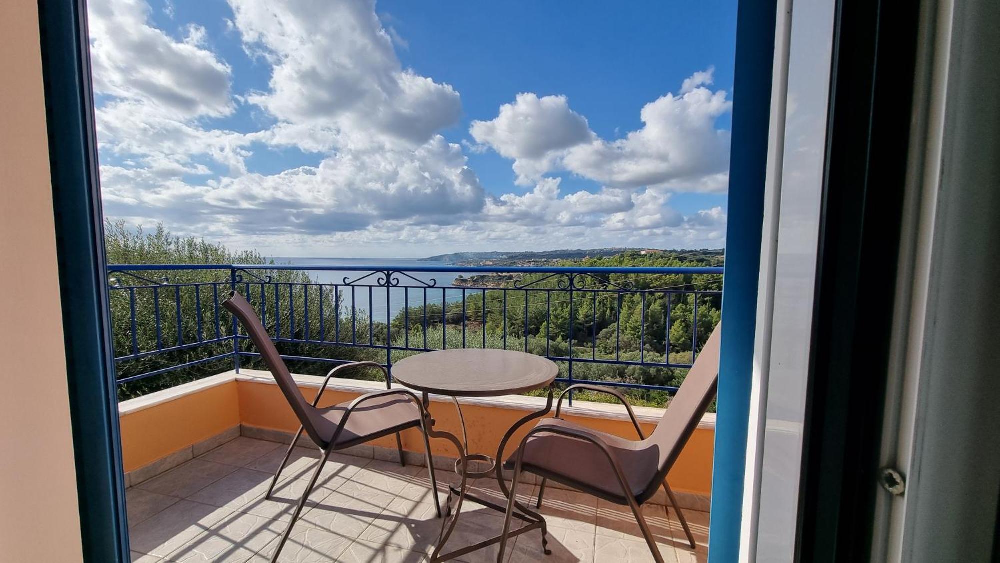 Afrato Village Sea View Apartments 特拉佩扎奇 外观 照片